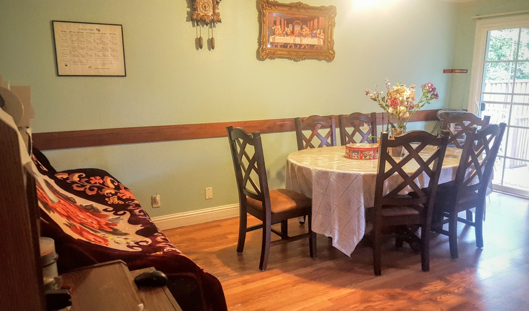 Dining room with table and chairs.